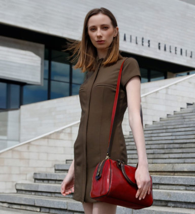 Womens Leather Barrel Bag - Little Dorrit - Red color -  Time Resistance 5243201