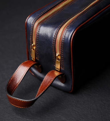 Жіноча шкіряна косметичка Dopp Kit - All the Kings Men - Синій колір - Time Resistance 5232001W