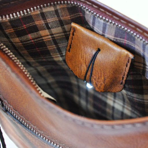 Pratesi BBL181/25 - Bakem Medium Bag in cow leather Bruce Blue