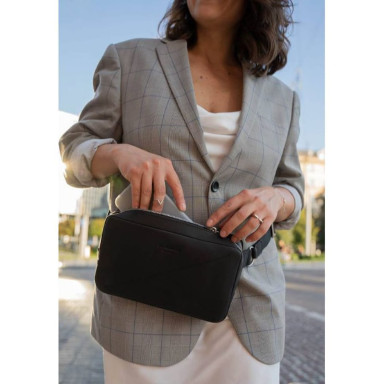 Dropbag Maxi Leather Belt Bag black Crazy Horse