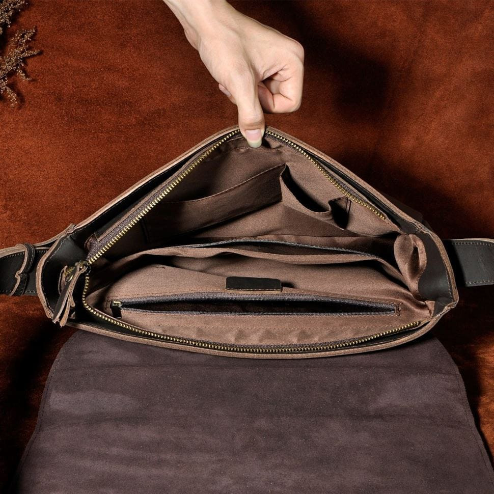 Шкіряна сумка через плече із клапаном 0630R Bexhill