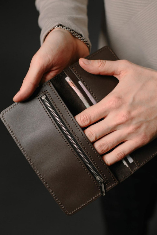 Чоловіче портмоне із натуральної гладкої шкіри SR005 (коричневе)