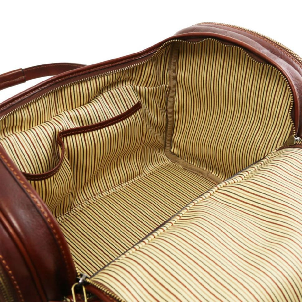 Шкіряна дорожня або спортивна сумка TL Voyager мінімальний розмір Tuscany TL142142