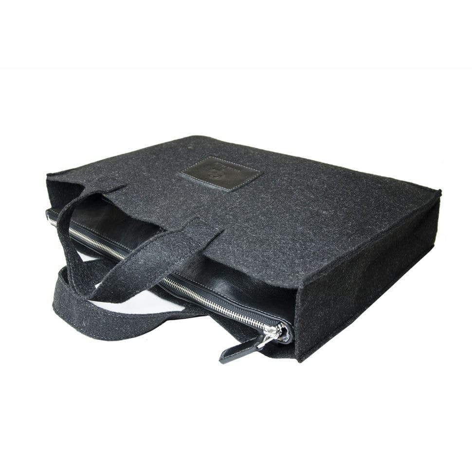 Чоловіча сумка з додатковою ручкою Grande Pelle 260x370x105 мм, глянцева чорна шкіра SICILIA