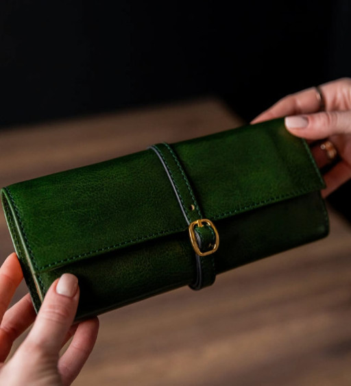 Шкіряний жіночий дорожній футляр для ювелірних виробів - Madame Bovary - Зелений колір - Time Resistance 5241001