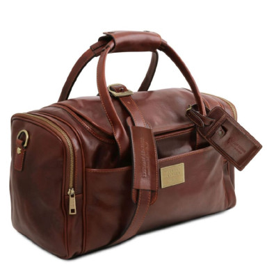 TL Voyager Travel leather bag with side pockets TL142141 Tuscany