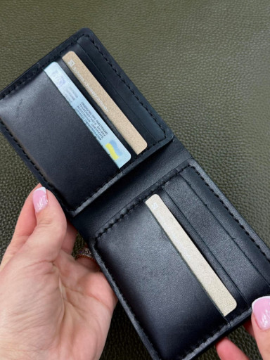 Men's bifold wallet made of genuine leather SG003 (black)