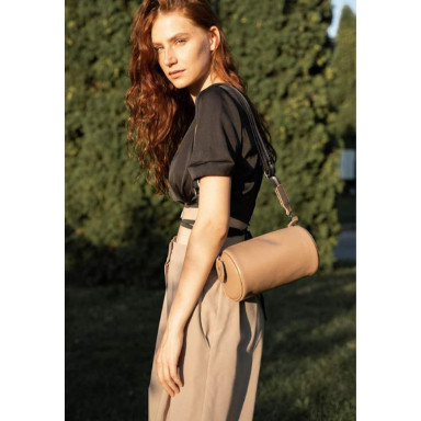 Cylinder leather crossbody bag caramel crust