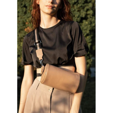 Cylinder leather crossbody bag caramel crust