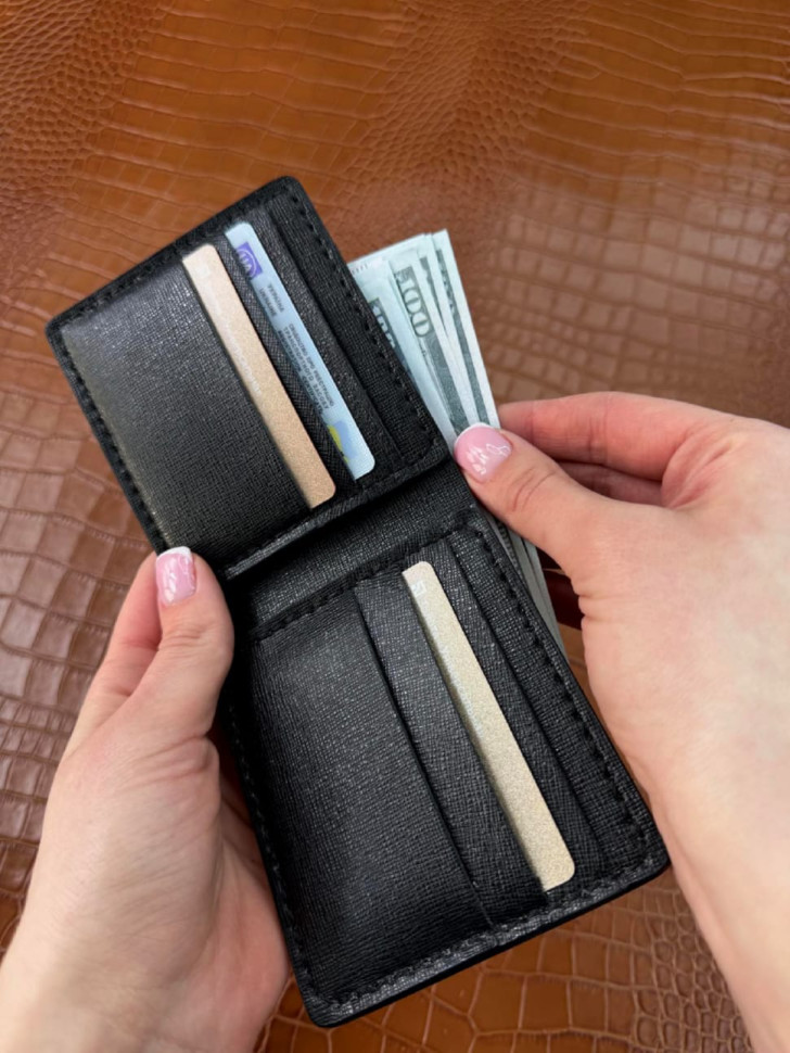 Men's bifold wallet made of genuine leather SG001 (black)