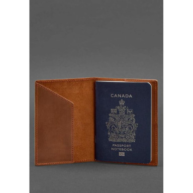 Leather passport cover with Canadian coat of arms light brown Crazy Horse
