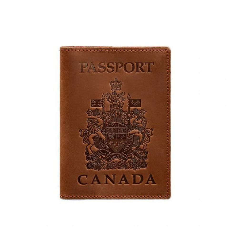 Кожаная обложка для паспорта с канадским гербом светло-коричневая Crazy Horse