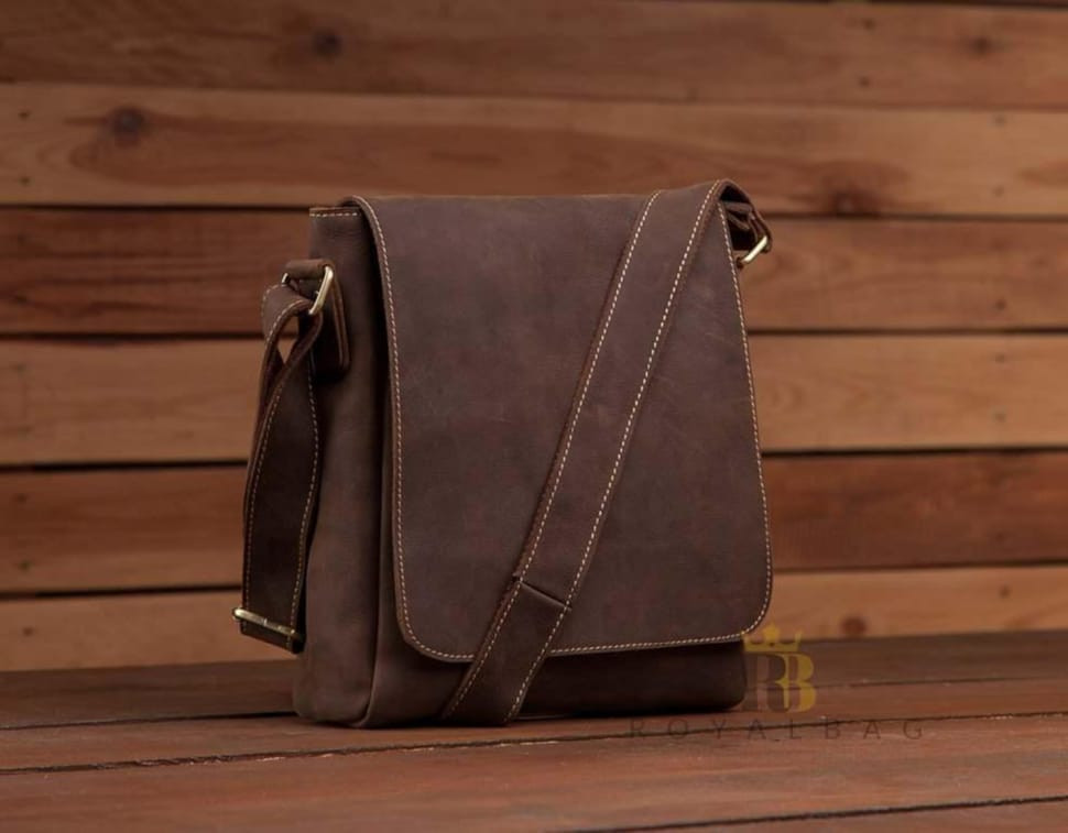 Чоловіча сумка через плече із натуральної шкіри коричнева Tiding Bag G1157DB