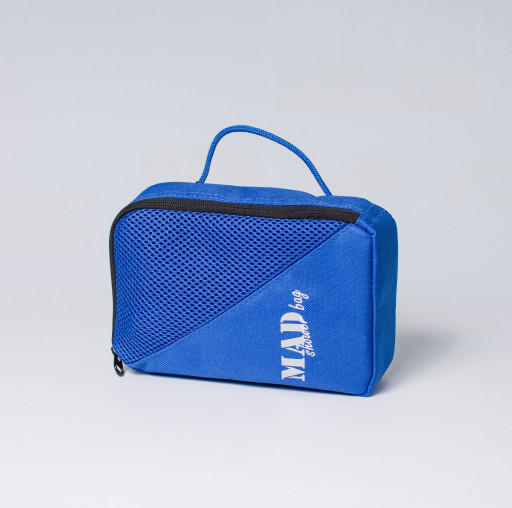 Сумочка для душу синього кольору MAD | born to win™
