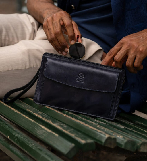 Шкіряний клатч-гаманець - Decameron - Синій колір - Time Resistance 5230301