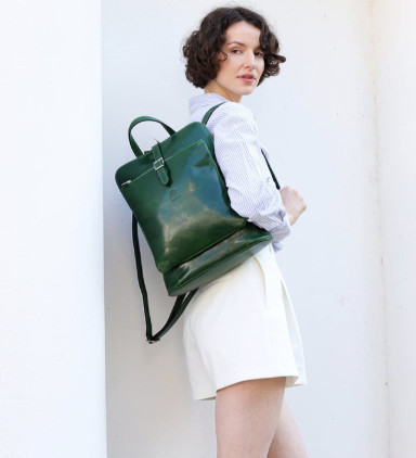 Womens Convertible Leather Backpack Shoulder Bag - Emma - Green color -  Time Resistance 5232501