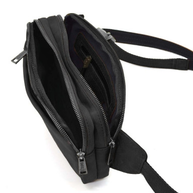 Belt bag with two compartments TARWA RA-0704-3md black leather
