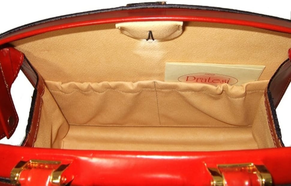 Pratesi CCH120/29T - Miss Brunelleschi Cavallino Lady Bag в дійсних залізницях Cavallino Chianti