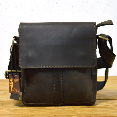 Leather shoulder bag with flap brown TARWA RC-4126-4sa
