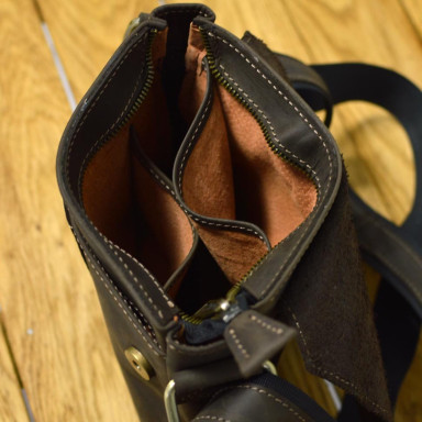 Leather shoulder bag with flap brown TARWA RC-4126-4sa