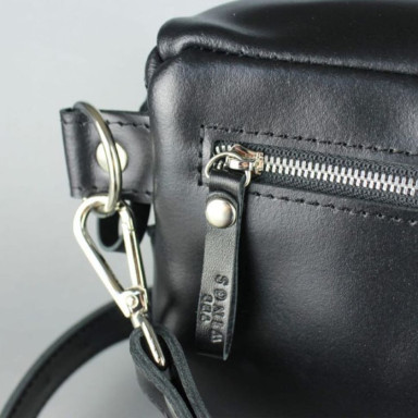 Vacation leather crossbody bag black