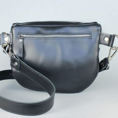 Vacation leather crossbody bag black