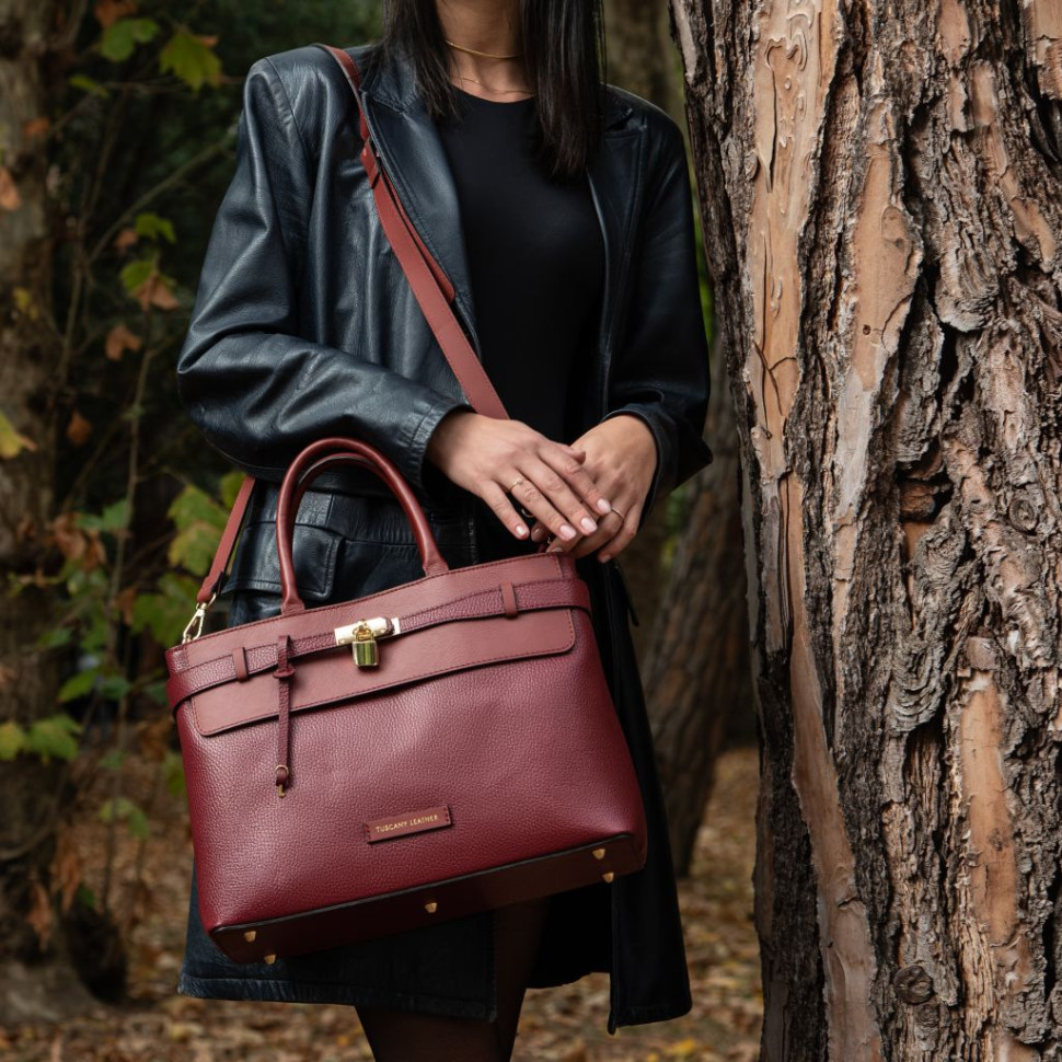 Tenace Leather handbag
