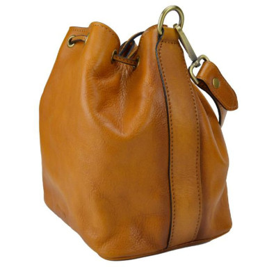 Pratesi BCO501/20 - Sorano B501/20 Woman Bag in cow leather Sorano B501/20 Cognac