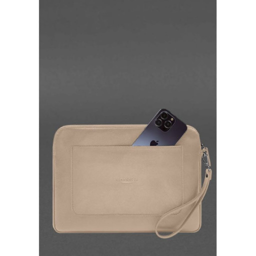 Шкіряний чохол для ноутбука на блискавці з кишенею та хлястиком на руку Світло-бежевий