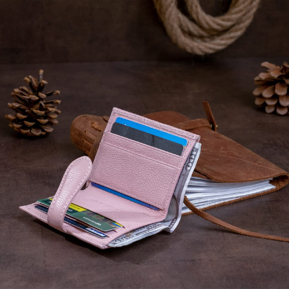 Фактурне портмоне для чоловіків з натуральної шкіри з тисненням під крокодила BOND 22057 Чорний