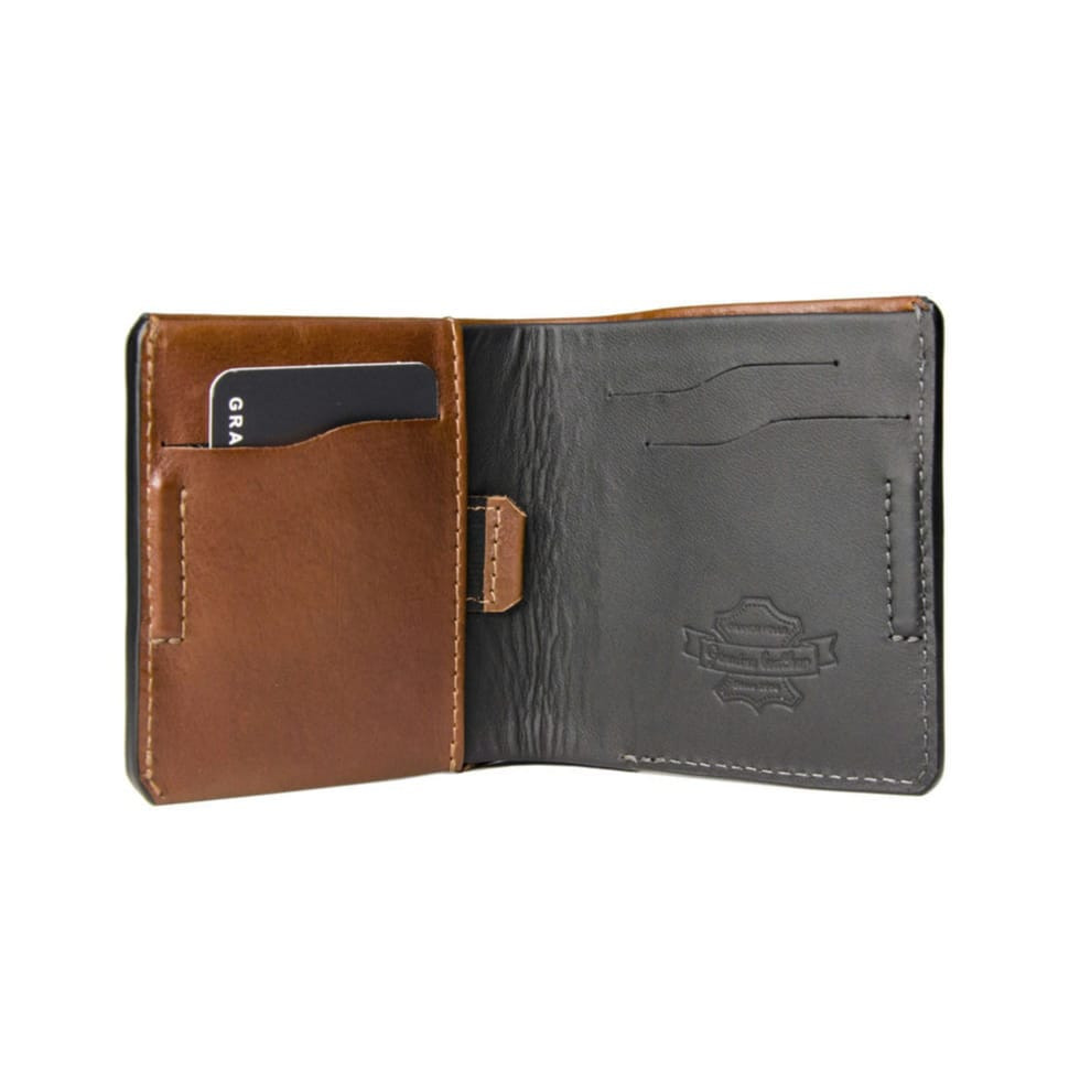 Кожаное портмоне Grande Pelle 550623 глянцевая кожа коньяк