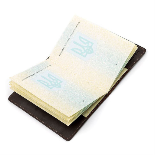 Обкладинка на паспорт Shvigel 13930 шкіряна Коричнева