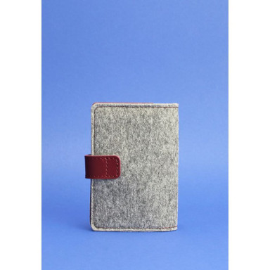 Felt passport cover 3.0 with leather burgundy inserts
