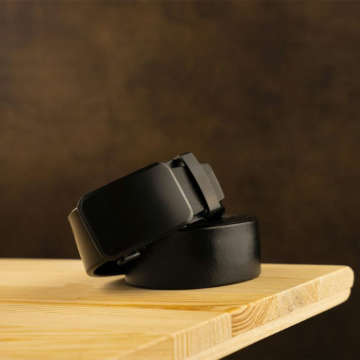 Чоловічий ремень з затемненим матовим металом Vintage 20270 Чорний