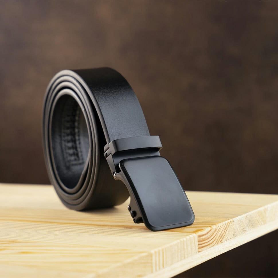 Чоловічий ремень з затемненим матовим металом Vintage 20270 Чорний