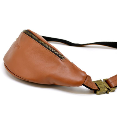 Leather belt bag made of genuine leather TARWA GB-3035-3md