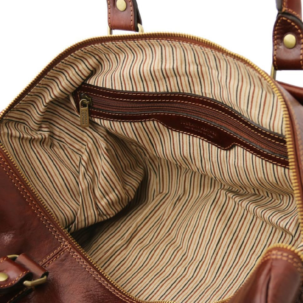 Travel leather duffle bag with pocket on the back side - Small size Tuscany TL141250 Voyager