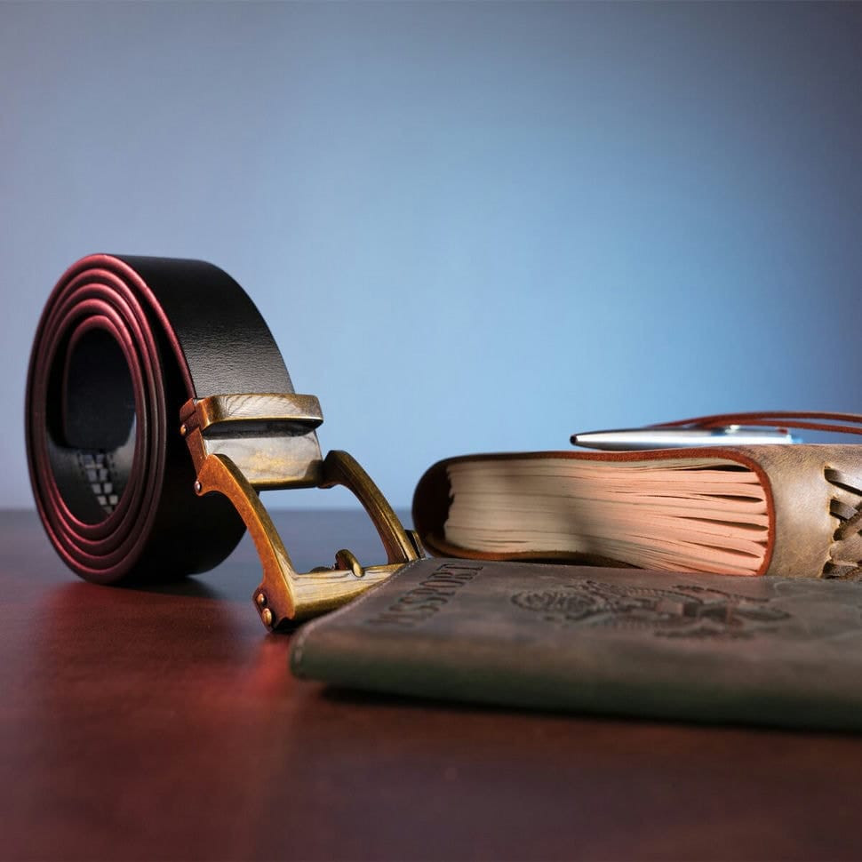 Ремінь з натуральної шкіри з ретро латунною пряжкою Vintage 20215 Чорний