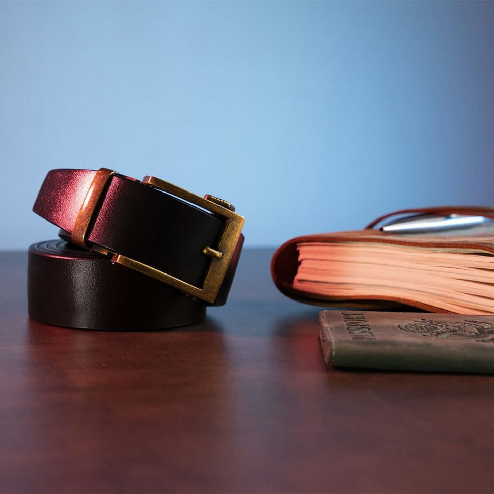 Ремінь з натуральної шкіри з ретро латунною пряжкою Vintage 20215 Чорний