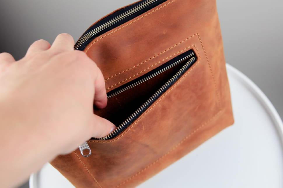 Crazy Horse Genuine Leather Shoulder Messenger Bag (Light Brown)