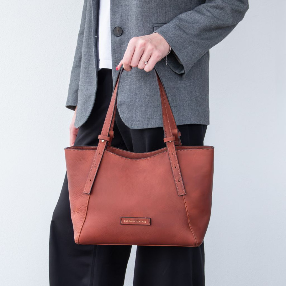 Libra Leather shoulder bag