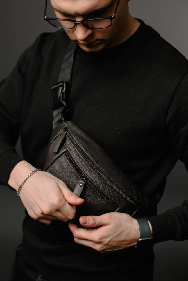 Men`s genuine leather fanny pack, brown SL032 (brown)