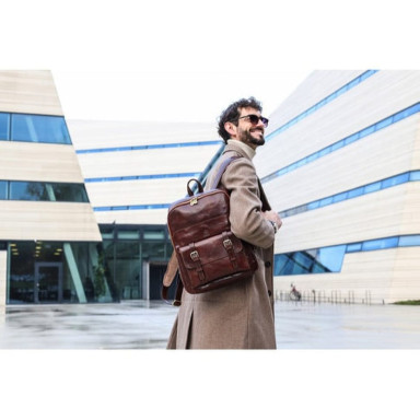 Large Leather Backpack for Men - The Divine Comedy - Brown color - Time Resistance 5209001