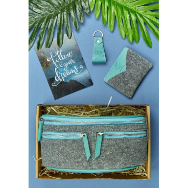 Women's gift set of accessories from felt Copenhagen