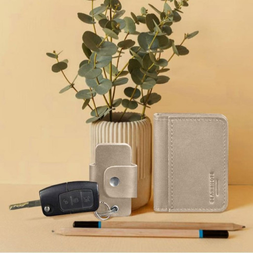 Набір шкіряних аксесуарів AUTO світло-бежевий