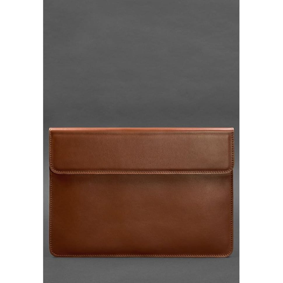 Leather laptop sleeve with magnets Unisex Light brown