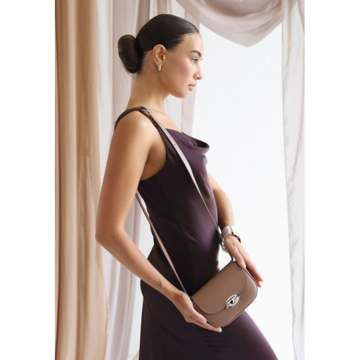 Жіноча шкіряна сумка Jill карамельна