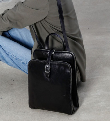 Womens Convertible Leather Backpack Shoulder Bag - Clarissa - Black Time Resistance 5187301