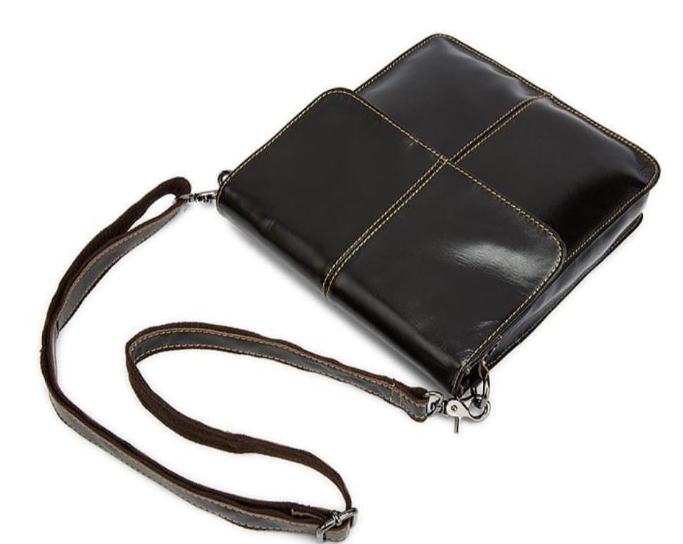 Мужская сумка через плечо из натуральной кожи гладкая Bexhill Bx8821C