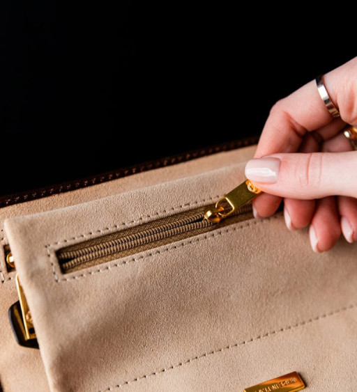 Шкіряний жіночий дорожній футляр для ювелірних виробів - Madame Bovary - Коричневий колір - Time Resistance 5240601